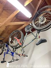MaxSold Auction: Lot of 2 Bicycles: Howler & Maverick, Approx. 26" Wheels - Glendale (California, USA) PARTNER MANAGED Downsizing Online Auction - Raymond Avenue