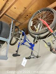 MaxSold Auction: Lot of 2 Bicycles: Howler & Maverick, Approx. 26" Wheels - Glendale (California, USA) PARTNER MANAGED Downsizing Online Auction - Raymond Avenue