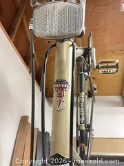 MaxSold Auction: Raleigh Vintage Steel Road Bike 23.4" Top, 24" Seat - Glendale (California, USA) PARTNER MANAGED Downsizing Online Auction - Raymond Avenue