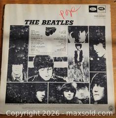 MaxSold Auction: The Beatles' "Rubber Soul" - Gloucester (Massachusetts, USA) SELLER MANAGED Downsizing Online Auction - Kondelin Road