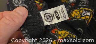 MaxSold Auction: Ottawa Senators NHL sleepwear size large - Ottawa (Ontario, Canada) SELLER MANAGED Downsizing Online Auction - Seabrooke Drive