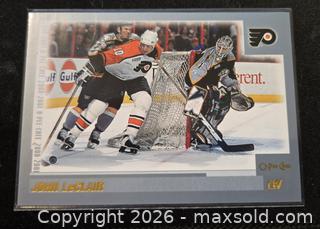 MaxSold Auction: 2000-2001 O-Pee-Chee John LeClair Philadelphia Flyers Card - New Westminster (British Columbia, Canada) SELLER MANAGED Reseller Online Auction - Canfor Avenue