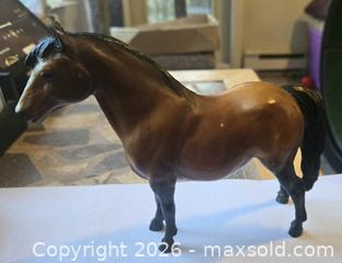 MaxSold Auction: Brown Painted Breyer Horse Figurine with Black Mane and Tail - New Westminster (British Columbia, Canada) SELLER MANAGED Reseller Online Auction - Canfor Avenue