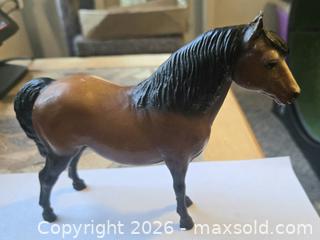 MaxSold Auction: Brown Painted Breyer Horse Figurine with Black Mane and Tail - New Westminster (British Columbia, Canada) SELLER MANAGED Reseller Online Auction - Canfor Avenue
