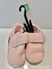 MaxSold Auction: Lot of 3 Kids' Slippers - Olive Check, Pink, Black with Neon Trim - New Westminster (British Columbia, Canada) SELLER MANAGED Reseller Online Auction - Canfor Avenue