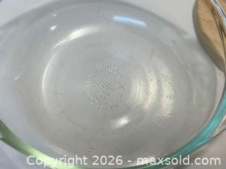 MaxSold Auction: Lot of Mixed Kitchen Utensils & Cookware Accessories - New Westminster (British Columbia, Canada) SELLER MANAGED Reseller Online Auction - Canfor Avenue