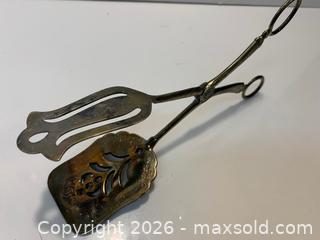 MaxSold Auction: Victorian-Style Silver Plated Scissor Serving Tongs - New Westminster (British Columbia, Canada) SELLER MANAGED Reseller Online Auction - Canfor Avenue