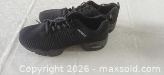 MaxSold Auction: Sechrite Jazz sneakers - Emmaus (Pennsylvania, USA) SELLER MANAGED Downsizing Online Auction - Seem Street