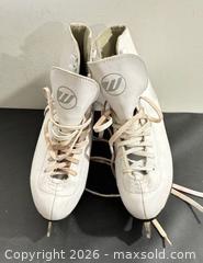 MaxSold Auction: Assort Used Skates  - Newmarket (Ontario, Canada) PARTNER MANAGED Reseller Online Auction - Walter Avenue