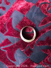 MaxSold Auction: 10 K Gold and Diamond Engagement Ring - Saanich (British Columbia, Canada) SELLER MANAGED Downsizing Online Auction - Colquitz Avenue