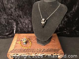 MaxSold Auction: Amber, Silver, & Ravens - Saanich (British Columbia, Canada) SELLER MANAGED Downsizing Online Auction - Colquitz Avenue