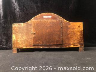 MaxSold Auction: Antique Mantel Clock - Saanich (British Columbia, Canada) SELLER MANAGED Downsizing Online Auction - Colquitz Avenue