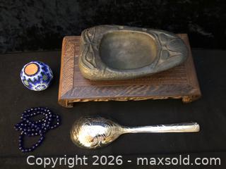 MaxSold Auction: Indigenous Items - Saanich (British Columbia, Canada) SELLER MANAGED Downsizing Online Auction - Colquitz Avenue