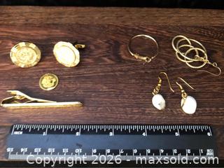 MaxSold Auction: Jewellery Scraps - Saanich (British Columbia, Canada) SELLER MANAGED Downsizing Online Auction - Colquitz Avenue
