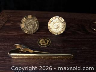 MaxSold Auction: Jewellery Scraps - Saanich (British Columbia, Canada) SELLER MANAGED Downsizing Online Auction - Colquitz Avenue
