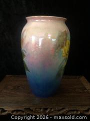 MaxSold Auction: Royal Winton Vase - Saanich (British Columbia, Canada) SELLER MANAGED Downsizing Online Auction - Colquitz Avenue