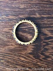 MaxSold Auction: Sappphire Gold Ring - Saanich (British Columbia, Canada) SELLER MANAGED Downsizing Online Auction - Colquitz Avenue