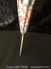 MaxSold Auction: Vintage Ladies Umbrella - Saanich (British Columbia, Canada) SELLER MANAGED Downsizing Online Auction - Colquitz Avenue
