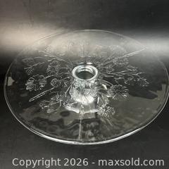 MaxSold Auction: Kosta Boda Sweden Ulla Glass Cake Plate or Sweet Stand Display Floral MCM Vintage - Toronto (Ontario, Canada) SELLER MANAGED Downsizing Online Auction - Greenland Road