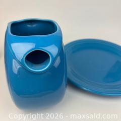 MaxSold Auction: Vintage Fiestaware Pitcher and Plate Blue Turquoise Peacock Made in USA Large Fiesta Ware  - Toronto (Ontario, Canada) SELLER MANAGED Downsizing Online Auction - Greenland Road