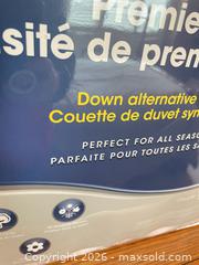 MaxSold Auction: Double/Queen White Down-Alternative Duvet 88 x 88 in - Kingston (Ontario, Canada) SELLER MANAGED Downsizing Online Auction - Langfield Street