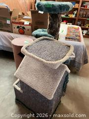 MaxSold Auction: Lot of Cat Trees / Cat Condos - Kingston (Ontario, Canada) SELLER MANAGED Downsizing Online Auction - Langfield Street