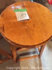 MaxSold Auction: Pair of 24" Honey Wood Backless Bar/Counter Stools - Kingston (Ontario, Canada) SELLER MANAGED Downsizing Online Auction - Langfield Street