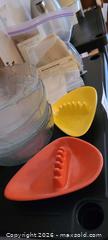 MaxSold Auction: The Pampered Chef Lot: Baking Stone & Kitchen Tools - Kingston (Ontario, Canada) SELLER MANAGED Downsizing Online Auction - Langfield Street