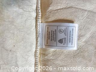 MaxSold Auction: Large Cream Australian/New Zealand Sheepskin Rug - Saanich (British Columbia, Canada) SELLER MANAGED Estate Sale Online Auction - Doncaster Drive