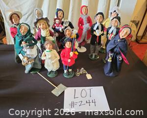 MaxSold Auction: Byers' Choice Ltd. The Carolers (13) Vintage Figures - San Jose (California, USA) PARTNER MANAGED Estate Sale Online Auction - Dunn Ave