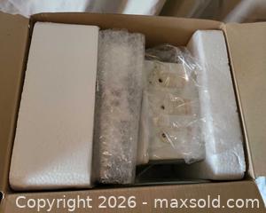 MaxSold Auction: Enesco Sugar Town Precious Moments Ceramic Chapel Nightlight Lot - San Jose (California, USA) PARTNER MANAGED Estate Sale Online Auction - Dunn Ave