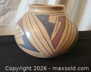 MaxSold Auction: Indigenous American Olla, Earthenware, Acoma/Hopi - San Jose (California, USA) PARTNER MANAGED Estate Sale Online Auction - Dunn Ave