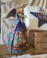 MaxSold Auction: Jim Shore Folk-Art Painted Resin Nativity Figurine Sets - San Jose (California, USA) PARTNER MANAGED Estate Sale Online Auction - Dunn Ave