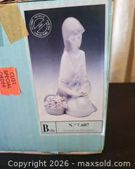 MaxSold Auction: Lladró Canción de Primavera No. 7.607 Porcelain Figurine 7" - San Jose (California, USA) PARTNER MANAGED Estate Sale Online Auction - Dunn Ave