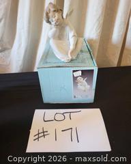 MaxSold Auction: Lladro Porcelain Angel Figurine N.º 4.961 (Sitting/Dreaming) - San Jose (California, USA) PARTNER MANAGED Estate Sale Online Auction - Dunn Ave
