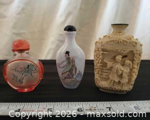 MaxSold Auction: Lot of 4 Chinese-Style Snuff Bottles (Porcelain, Glass, Carved) - San Jose (California, USA) PARTNER MANAGED Estate Sale Online Auction - Dunn Ave