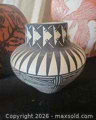 MaxSold Auction: Lot of 6 Indigenous American Signed Pottery - Navajo & Acoma - San Jose (California, USA) PARTNER MANAGED Estate Sale Online Auction - Dunn Ave