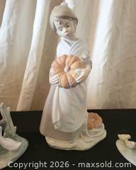 MaxSold Auction: NAO (Lladró) Porcelain Figurine Lot — 3 Groups - San Jose (California, USA) PARTNER MANAGED Estate Sale Online Auction - Dunn Ave