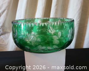 MaxSold Auction: Vintage Emerald Cut-to-Clear Decorative Glass Centerpiece Bowl - San Jose (California, USA) PARTNER MANAGED Estate Sale Online Auction - Dunn Ave