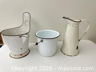 MaxSold Auction: Assortment of vintage enamel containers - Vallejo (California, USA) SELLER MANAGED Estate Sale Online Auction - Georgia Street