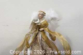 MaxSold Auction: Vintage Beautiful Porcelain Angel Tree Topper, Gold Dress, Adorned In Gold Beads & More - Sunnyvale (California, USA) SELLER MANAGED Estate Sale Online Auction -  Floyd Avenue