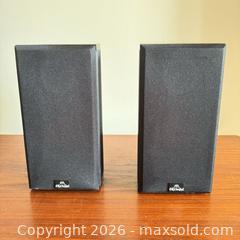 MaxSold Auction: Fatman Red-i Loudspeaker Bookshelf Speaker, 4 ohm 80W - Vancouver (British Columbia, Canada) SELLER MANAGED Downsizing Online Auction - Ortona Crescent