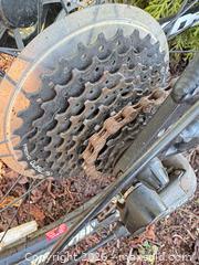 MaxSold Auction: Kona 27.5" Aluminum Mountain Bike, 21-Speed, Disc Brakes - Vancouver (British Columbia, Canada) SELLER MANAGED Downsizing Online Auction - Ortona Crescent