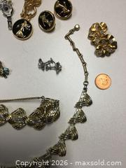 MaxSold Auction: Designer Costume Jewelry Grouping CORO, LISNER, ETC  - Saanich (British Columbia, Canada) PARTNER MANAGED Reseller Online Auction - Old West Saanich Road