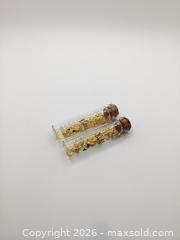 MaxSold Auction: Gold Flakes  - Saanich (British Columbia, Canada) PARTNER MANAGED Reseller Online Auction - Old West Saanich Road