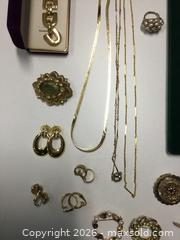 MaxSold Auction: Vintage Costume Jewelry Lot - Saanich (British Columbia, Canada) PARTNER MANAGED Reseller Online Auction - Old West Saanich Road