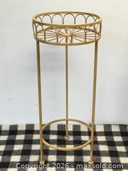 MaxSold Auction: Vintage Metal Plant Stand - Saanich (British Columbia, Canada) PARTNER MANAGED Reseller Online Auction - Old West Saanich Road