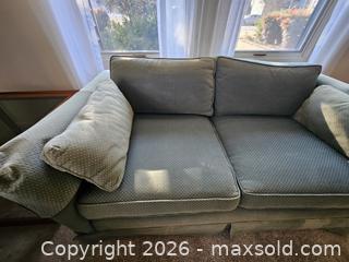 MaxSold Auction: Green Woven Fabric Loveseat, 2-Seat - Virginia Beach (Virginia, USA) SELLER MANAGED Downsizing Online Auction - Beachview Drive