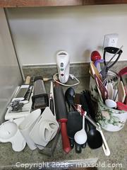 MaxSold Auction: Kitchen Utensil & Mason Jar Lot — Spatulas, Whisks, Mixer - Virginia Beach (Virginia, USA) SELLER MANAGED Downsizing Online Auction - Beachview Drive