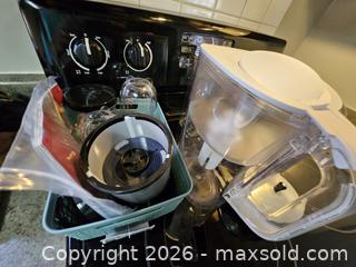 MaxSold Auction: Lot of Mixed Kitchen & Tea Service Items - Virginia Beach (Virginia, USA) SELLER MANAGED Downsizing Online Auction - Beachview Drive